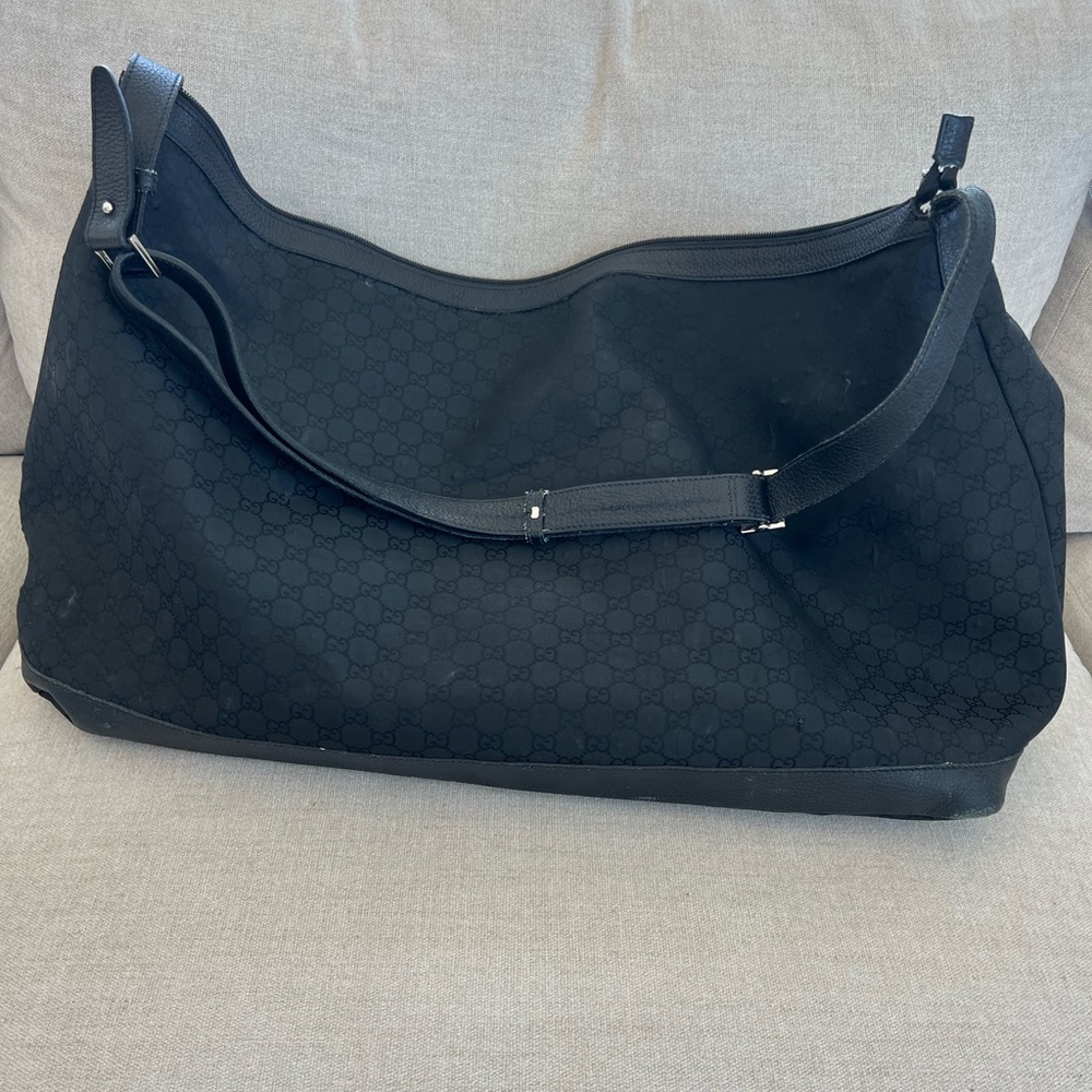 Black Gucci bag
